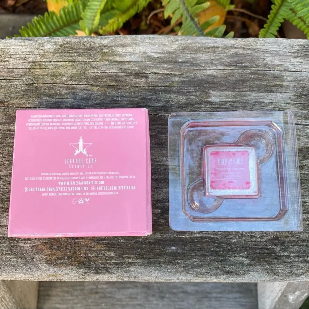 NIB New Jeffree Star Single Pressed Pigment Eyeshadow Cherry Soda 0.05 oz